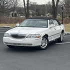 2010 Lincoln Town Car LOW 53K MILES 51 SERVICE RECS ON CLEAN CARFAX LOW 53K