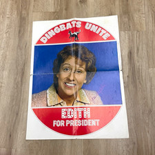 JEAN STAPLETON SIGNED All In The Family Edith President Dingbats Unite Poster