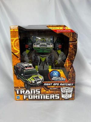 Transformers: Night Ops Ratchet - Hunt for the Decepticons - New/Sealed