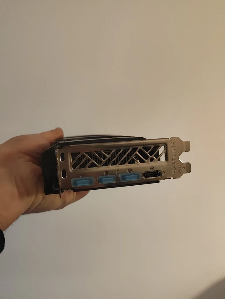 SAPPHIRE PULSE AMD Radeon RX 7600 8GB GDDR6 Scheda Grafica (11324-01-20G) - Immagine 4 di 4