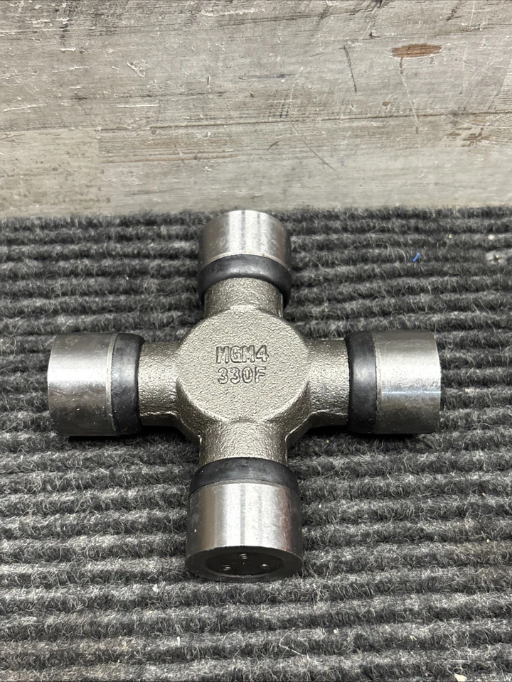 Universal Joint Moog 330 Foto 2 de 4