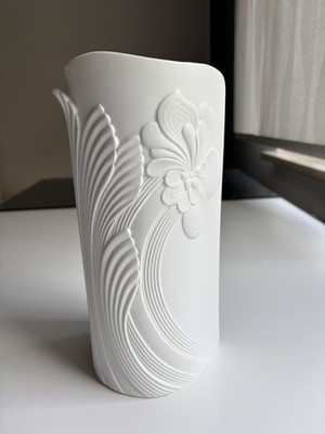 AK Kaiser Bisquitporzellan  Vase M. Frey Florale Relief Nr. 0332