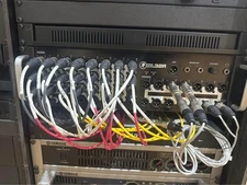 Mackie DL32R 32-channel Rackmount Digital Mixer