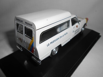 Modèle Réduit Peugeot 404 Cargo Patrouille 1980 à L'échelle 1/43 - Neuf, Fabricant Salvat