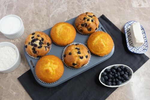 Non-Stick Extra Large Muffin and Cupcake Pan, 6 Cup - Picture 4 of 7