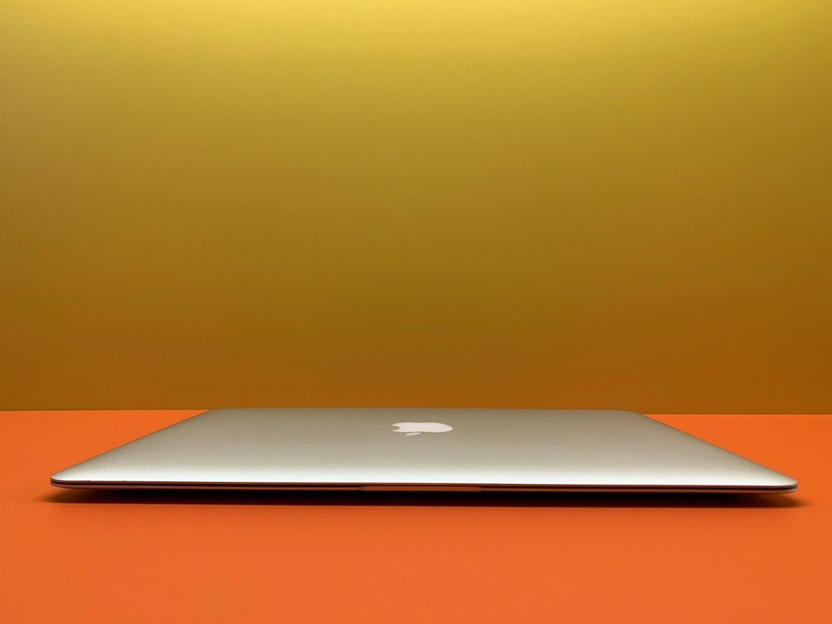 MacBook Air 13インチ (2017) i7 8GB 256GB Amazon.com: Apple Mid 2017 MacBook Air with 2.2GHz Intel
