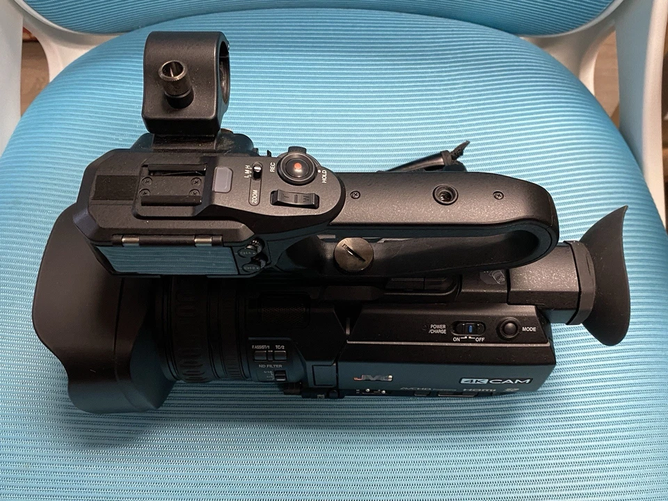 JVC GY-HM180U AVCHD HDMI SDXC 4K HD Professional Camcorder w/Battery + Charger - Image 3 of 4