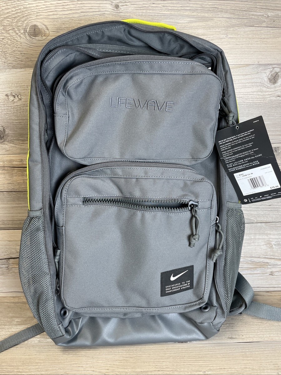 バッグ Nike Utility Elite Training Backpack Nike Utility Elite Training Backpack (32L). Nike.com
