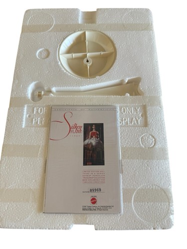 Barbie Porcelain Treasures Silken Flame #1249 1998 Doll Mattel Limited Edition - Picture 3 of 9