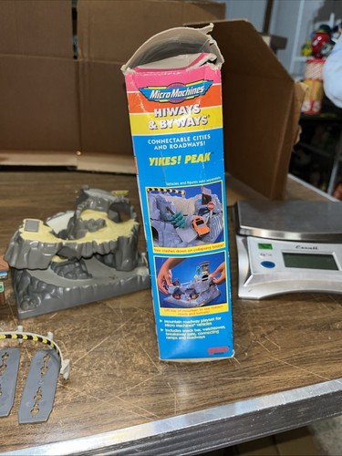 Micro Machines Galoob Hiways & Biways Yikes Peak Playset - Incomplete - Picture 13 of 14