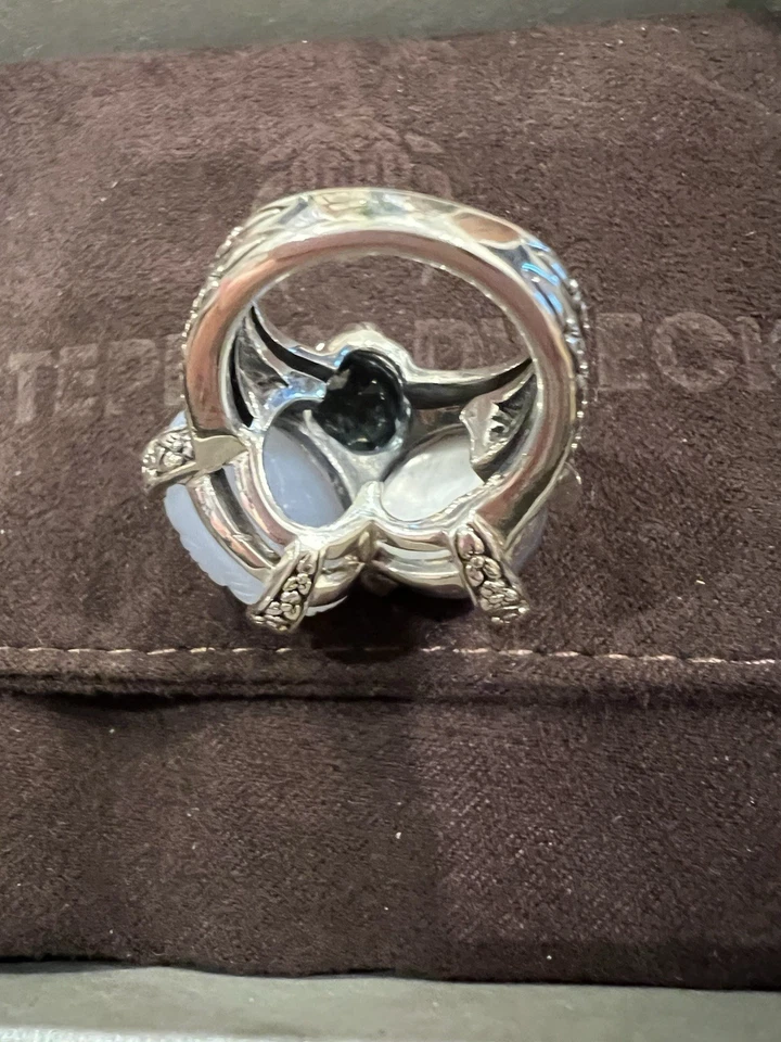 Кольцо Stephen Dweck с черным жемчугом, резным кварцем и голубым топазом размер 7 серебристое - Изображение 4 из 4