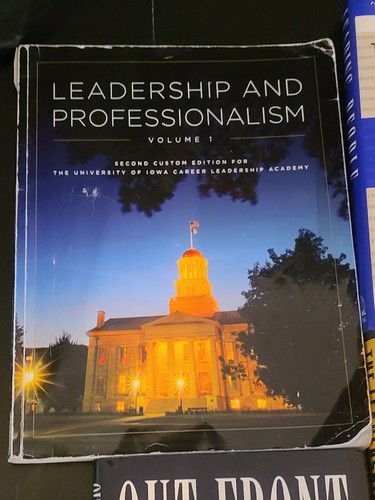 (LOT OF 10) Leadership Book Lot (A) - Picture 2 of 11