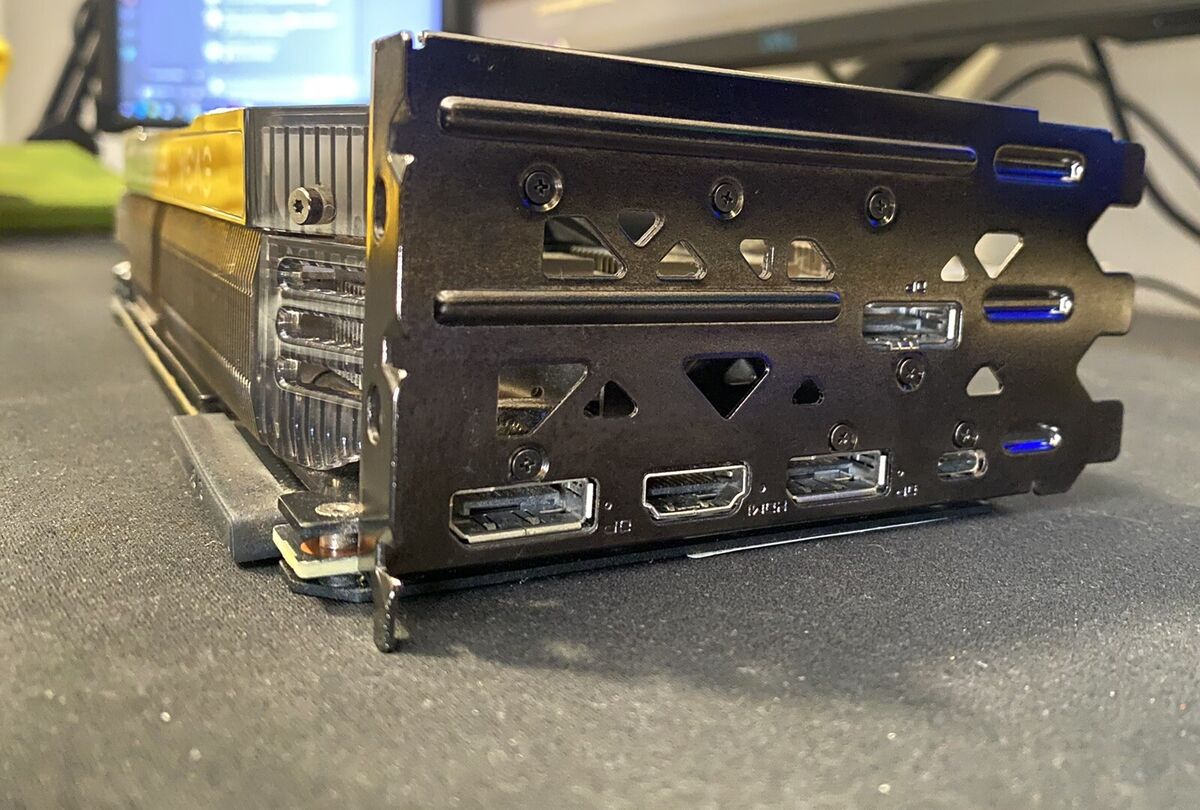 EVGA GeForce RTX 2080 XC ULTRA GAMING, 08G-P4-2183-RX, 8GB EVGA GeForce RTX 2080 XC ULTRA GAMING, 08G-P4-2183-RX, 8GB