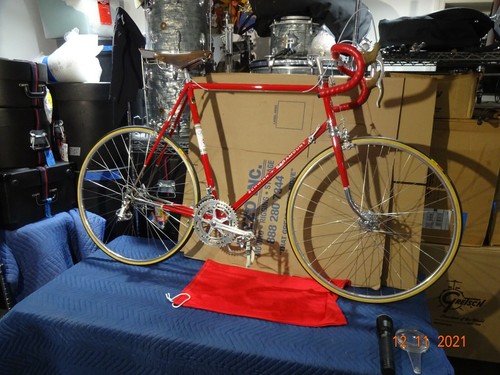 1974 VINTAGE SCHWINN PARAMOUNT 