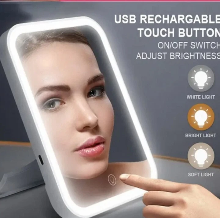 40 Color eyeshadow Palette With Light Up Makeup Mirror - Image 2 of 3