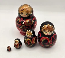 Vintage Russian Nesting Dolls Hand Painted Black Red Gold Lacquer 5 Pieces
