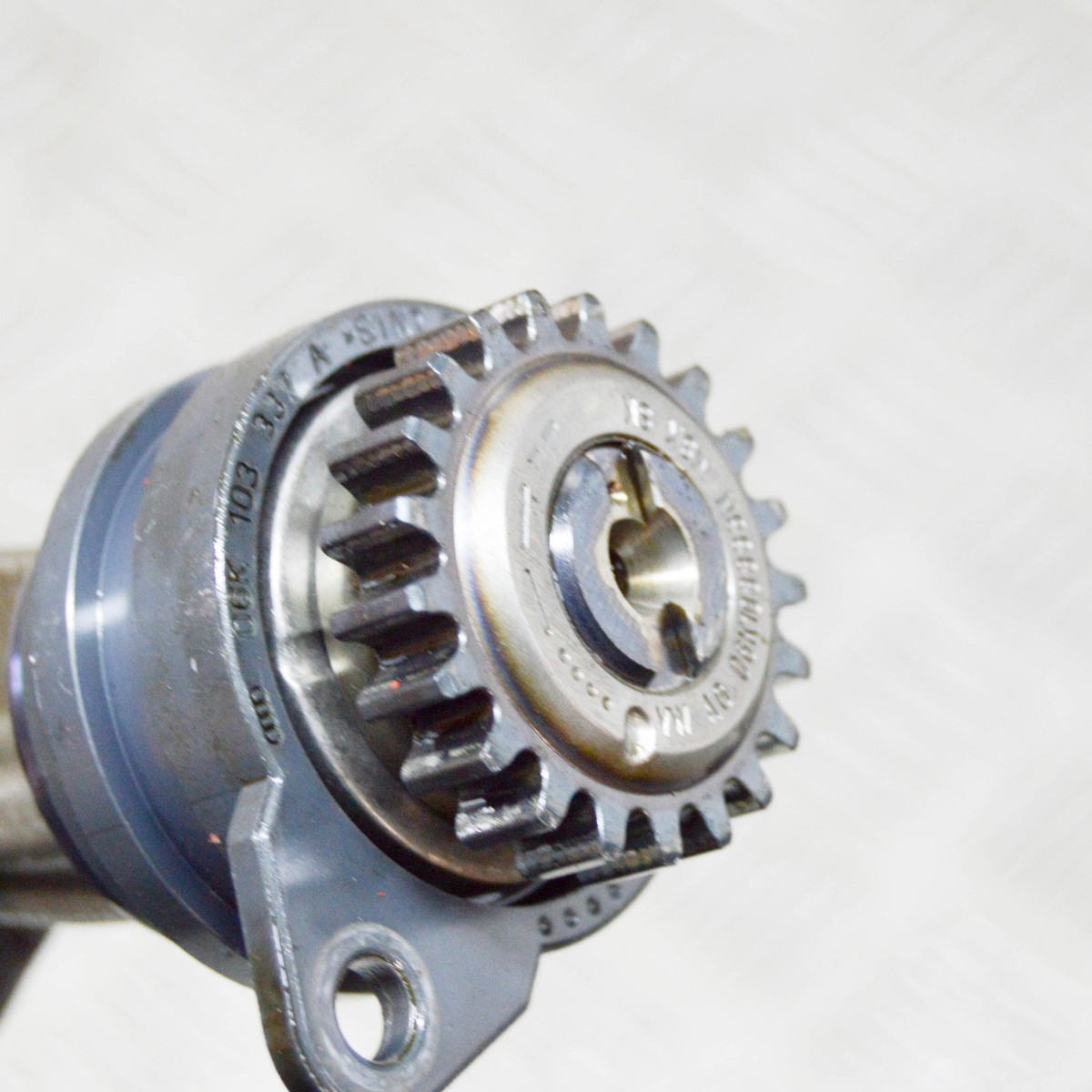 VOLKSWAGEN GOLF MK7 2.0 GTI 169kw Balance Shaft 06K103333N VOLKSWAGEN GOLF MK7 2.0 GTI 169kw Balance Shaft 06K103333N
