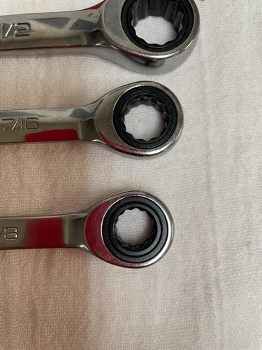 Snap on 7pc Non-Reversing Ratcheting Combo Wrench Set 3/8 - 3/4 - Picture 5 of 13