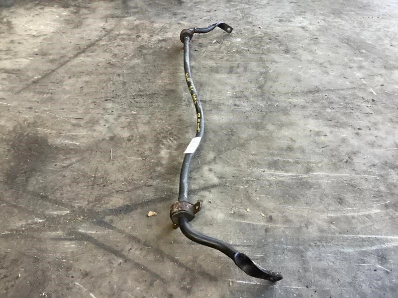 2006 AUDI A6 REAR STABILIZE ANTI ROLL SWAY BAR OEM+ - Imagem 2 de 4