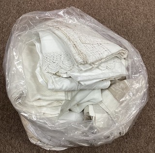 Job Lot Vintage Retro Tablecloths 9kg Lace Embroidered Etc #AI