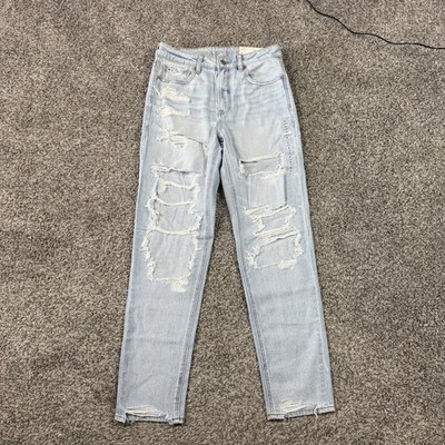 NWT American Eagle Jeans Womens 6 Blue Denim Mom Jeans Distressed Light Wash