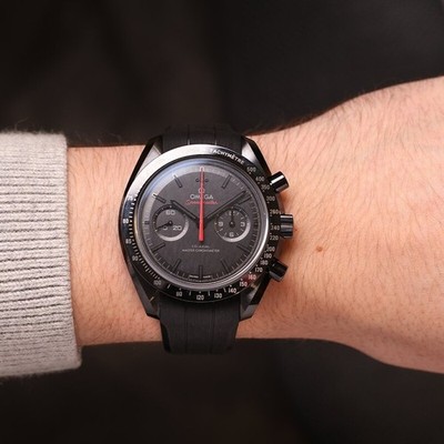 Omega Speedmaster Dark Side of the Moon - 310.92.44.51.01.001