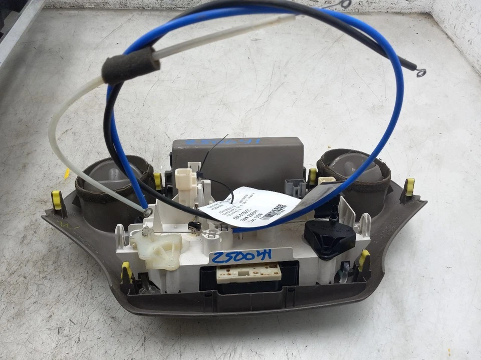 00 01 02 03 04 05 TOYOTA ECHO CONTROL DE TEMPERATURA CON AC Foto 3 de 4