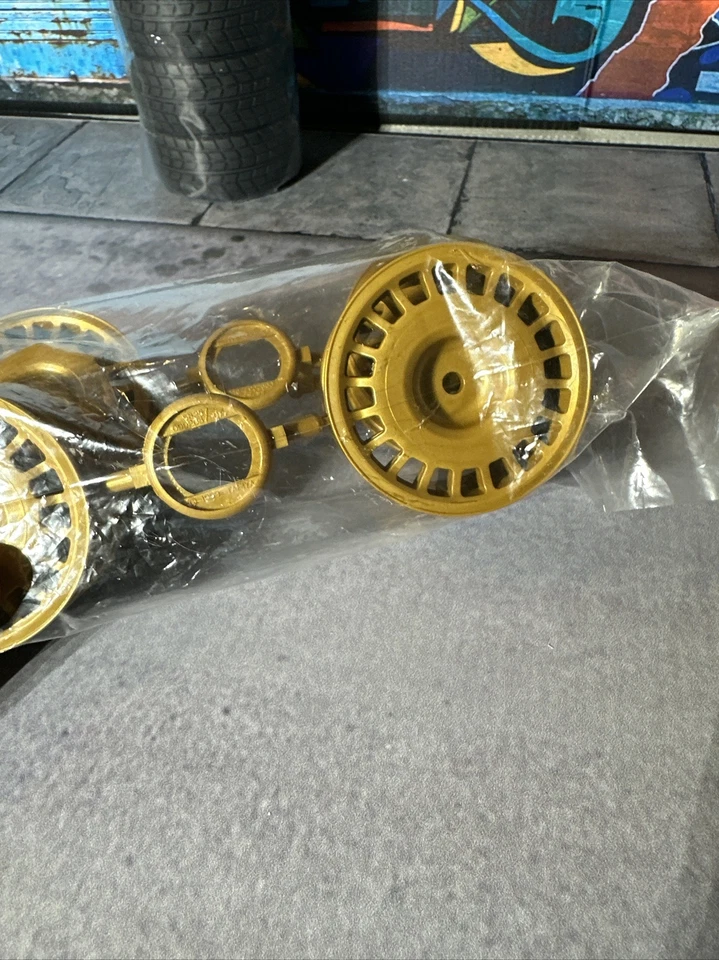 Tamiya Subaru Wrx Mexico Rally spoke wheels - Gold (2 pair) Tires And Wheels - Image 4 of 4