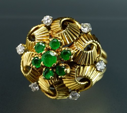 Diamond Emerald Love Knot Ring Estate Fine Jewelry Retro Pre-Owned 18K Gold - Picture 14 of 20