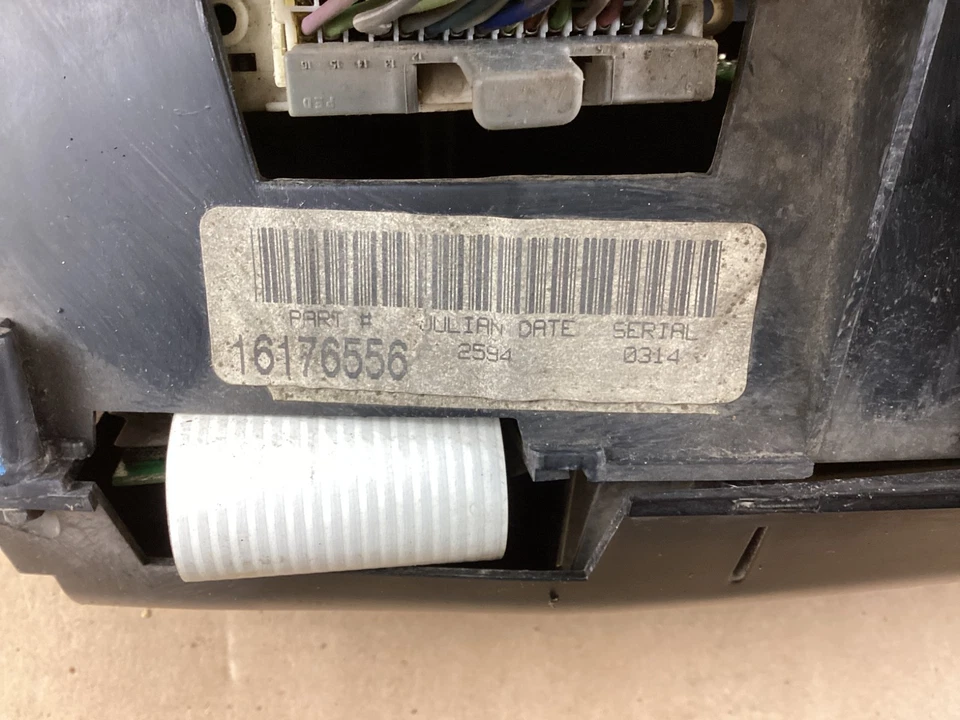 Cuadro de instrumentos velocímetro Cadillac Deville 1994-1995 16176556 OEM Foto 4 de 4