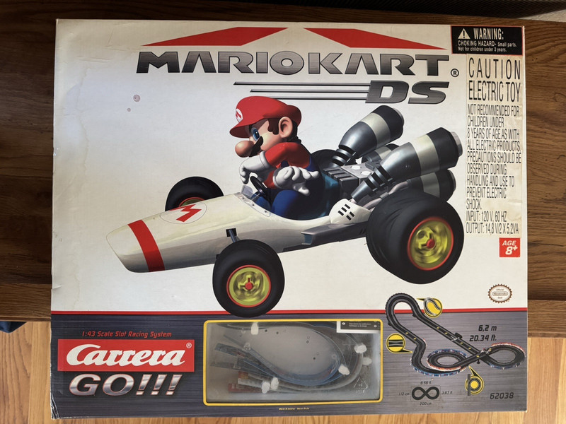 2007 Carrera Go Mario Kart DS Slot Car Racing System #62038