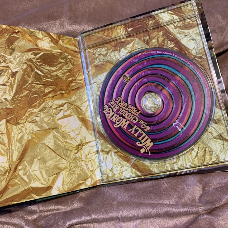 Willy Wonka & the Chocolate Factory (1971) Bluray Digibook NEW / UNSEALED. Rare - Image 3 of 4