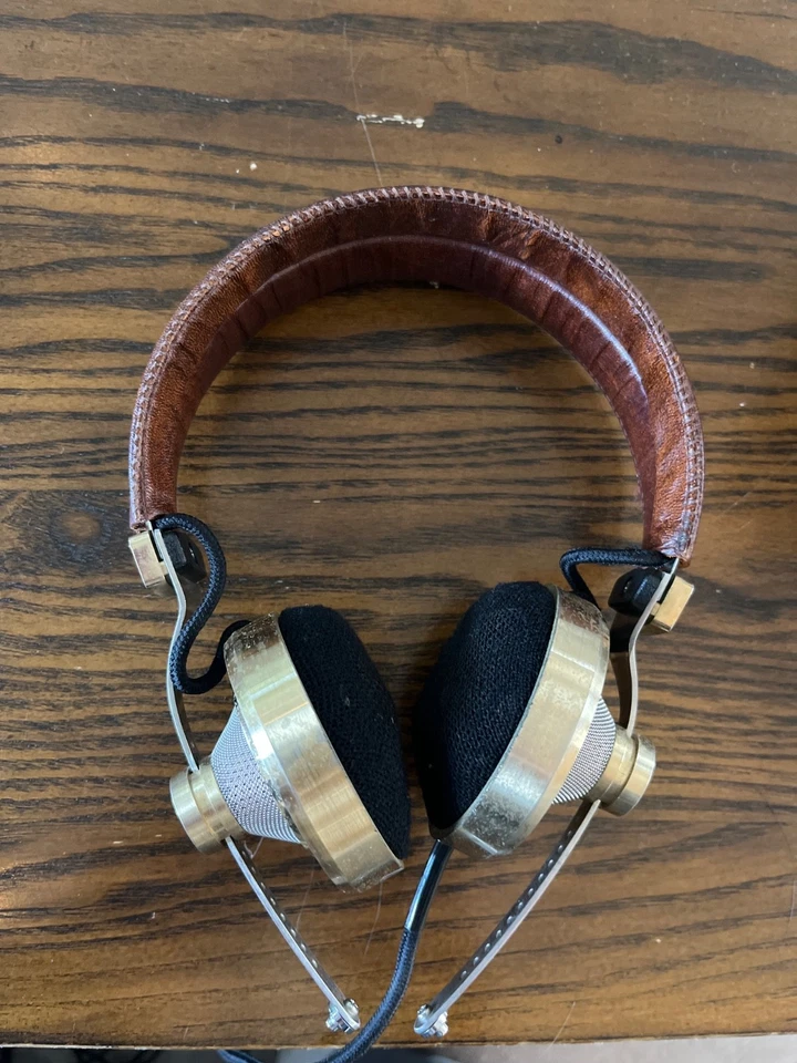 Fones de ouvido estéreo vintage 1970 Pioneer 38mm 20 Hz na orelha SE-L40 RARO - Imagem 2 de 3