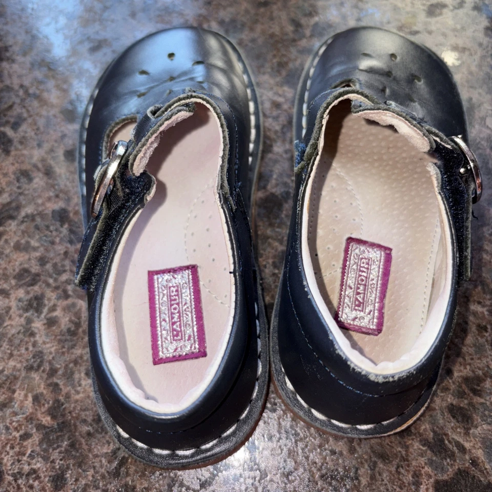 L'amour Toddler Shoes Size 10 Navy Leather Snap Under Buckle Closure - Image 3 of 4