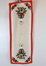 Vtg Stil Dukar Sweden Table Runner Dresser Scarf 9.5 in x 24 in Christmas Candle