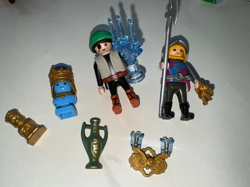 Playmobil 4255 Loose Figures Royal Treasury Guard And Thief Accessories Vtg