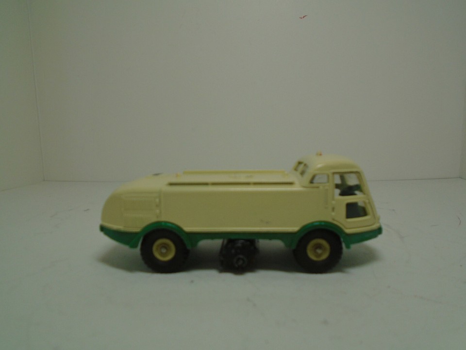 DINKY TOYS - Balayeuse - Made In France - Meccano - Ref 596 - Lmv EUR