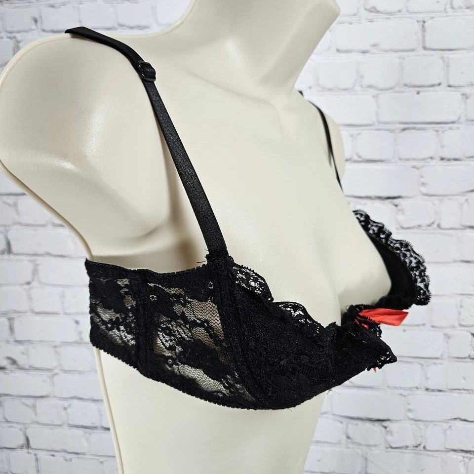 Sujetador Balconette Acolchado Encaje Negro Lazo Rojo Seda Exposed By Magic Talla L/XL Foto 2 de 4
