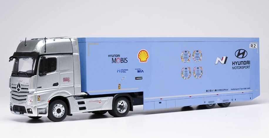 MERCEDES-BENZ Actros IXOMODELS réplique technique 1/43 à châssis articulé et double essieu