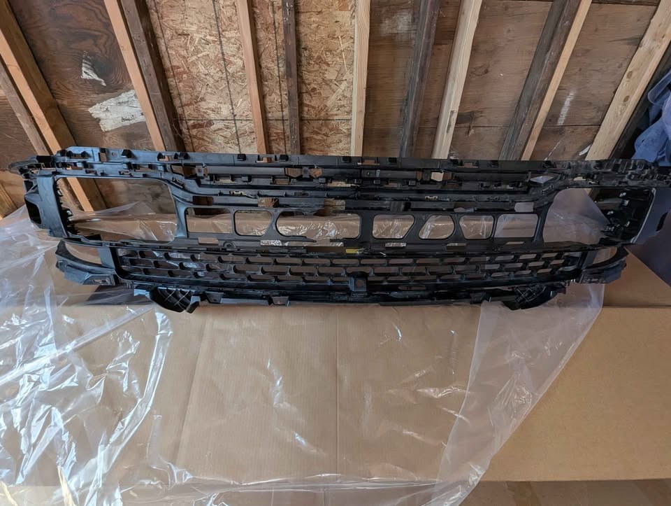 Rivian R1S R1T 2022 2023 2024 Upper Front Fascia Bumper Grille PT0008432-A B C D