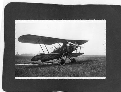 Qs14) Foto französisches Flugzeug Doppeldecker Kennung Flugplatz Frankreich