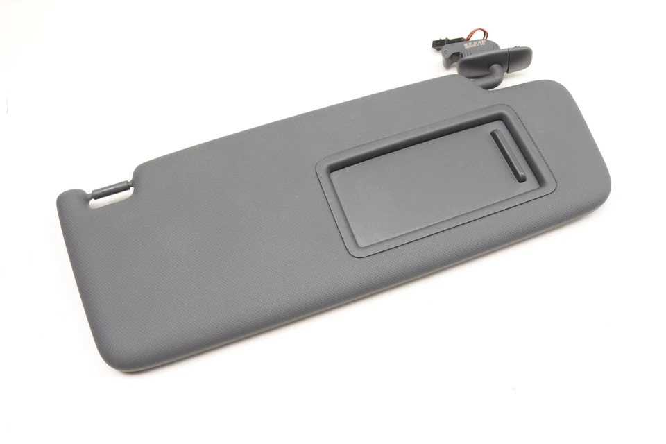 AUDI A3 2016-2020 2022-2024 - Parasol derecho / Espejo 8W0857552AM Foto 3 de 4