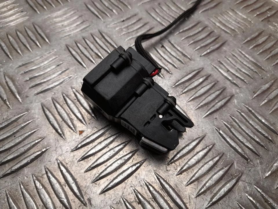 Centralina per azionamento capote BMW 4 Cabriolet 2014 219304 - Immagine 2 di 4