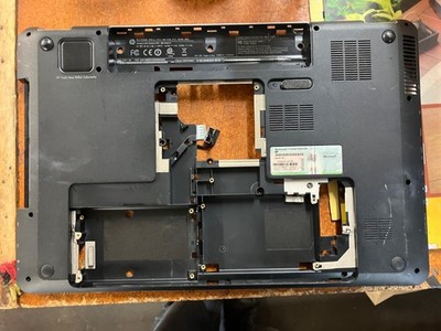 HP Pavilion DV7-4065dx ,615443-001 with beats audio bottom case