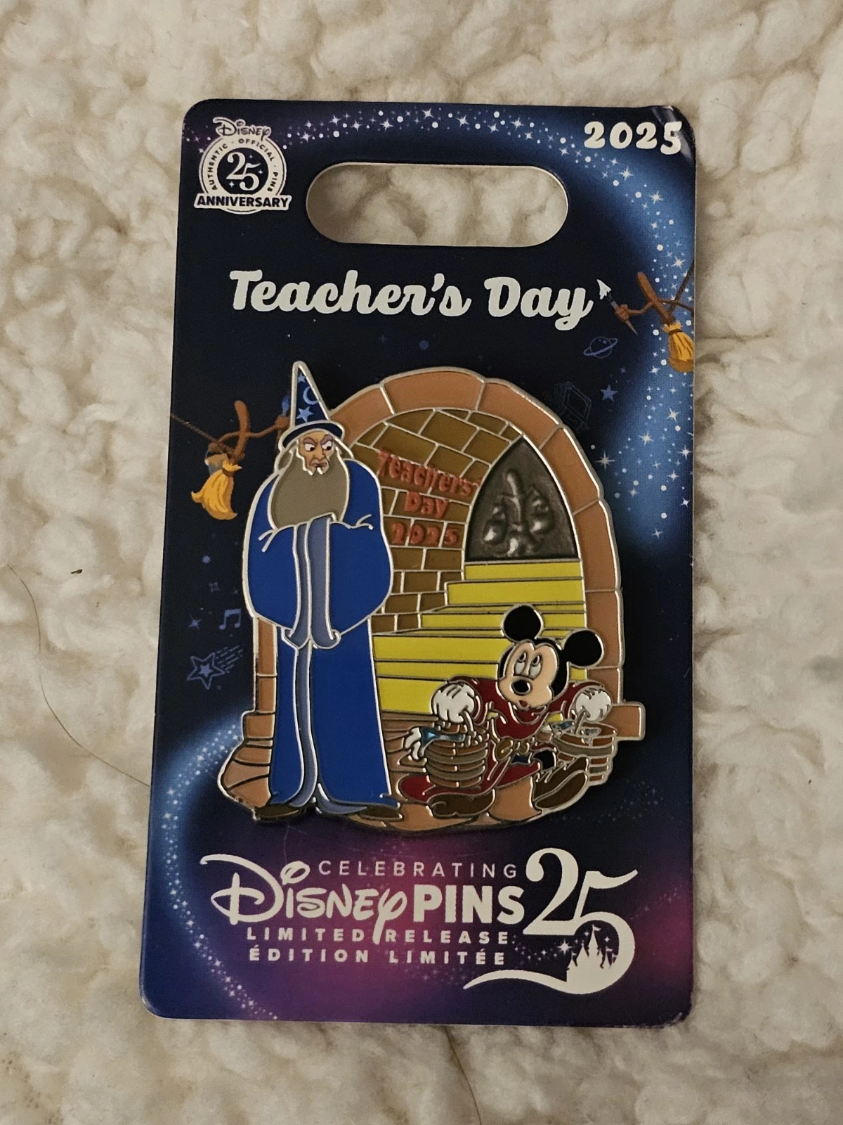 2025 Disney Parks Teachers Day Master Yen Sid & Sorcerer Apprentice Mickey Pin
