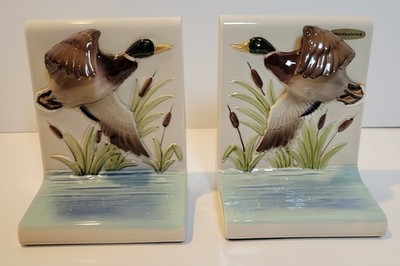 Vtg Ceramic Mallard Ducks in Flight 3D Bookends Gibson Greeting Cards MOC Japan 