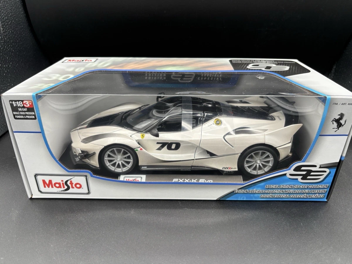 Maisto Ferrari FXX-K Evo 1:18 Diecast Model Car White/Black Special Ed NIB