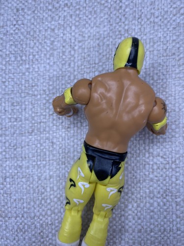 WWE WWF Rey Mysterio Mattel Battle Pack 33 Loose figure - Picture 7 of 7