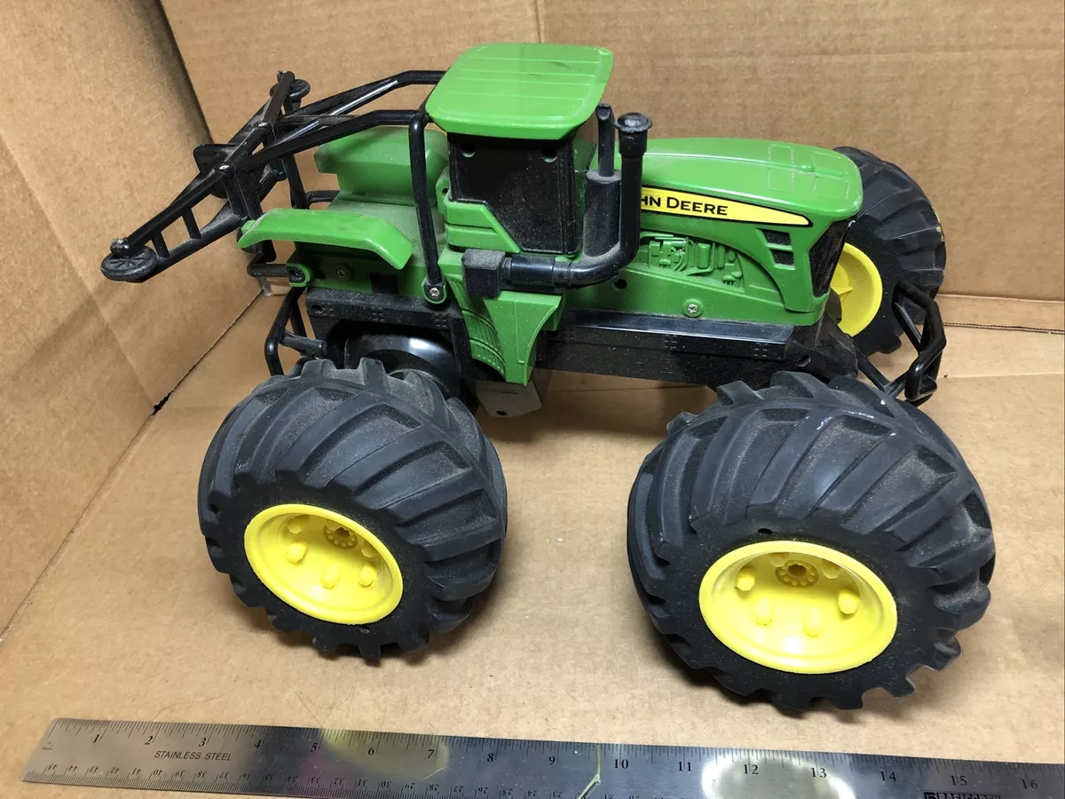 John deere monster hotsell treads rc tractor