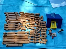 K'NEX Lincoln Logs Horseshoe Hill Station Building Set Toy Complete 00867